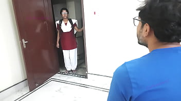 Innocent Bengali Girl Seduced By Stranger – Hindi Sex Story