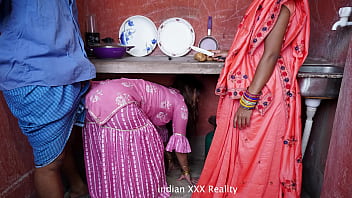 Indian Stepmom Family Kitchen Xxx Hindi