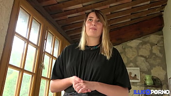 Davina Enjoys Passionate Sodomy In The Rain
