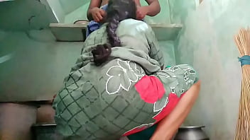 Desi Aunty Bathroom Sex