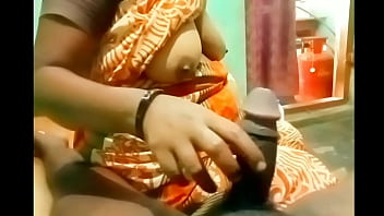 Aunty Giving Handjob To Young Boy