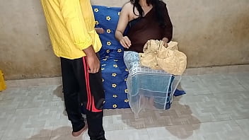Son-in-law Fucks Mother-in-law In First Encounter – Hindi Audio