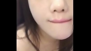 Teen Chinese Girl Performs Oral In China