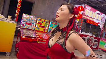 Chinese Girl Mio Gets Wild At Night Market