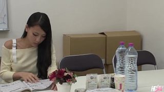 Japanese Star Ren Azumi Enjoys Double Penetration