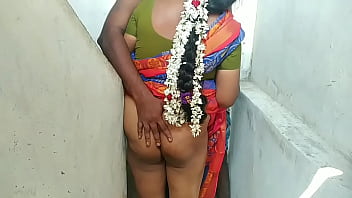 Tamil Aunty Seduces Servant Boy With Long Hair