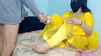 Desi Bhabhi In Yellow Fucked Hard In Cowgirl And Reverse Cowgirl