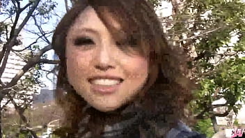 Rino Mizusawa Enjoys Intimate Encounter